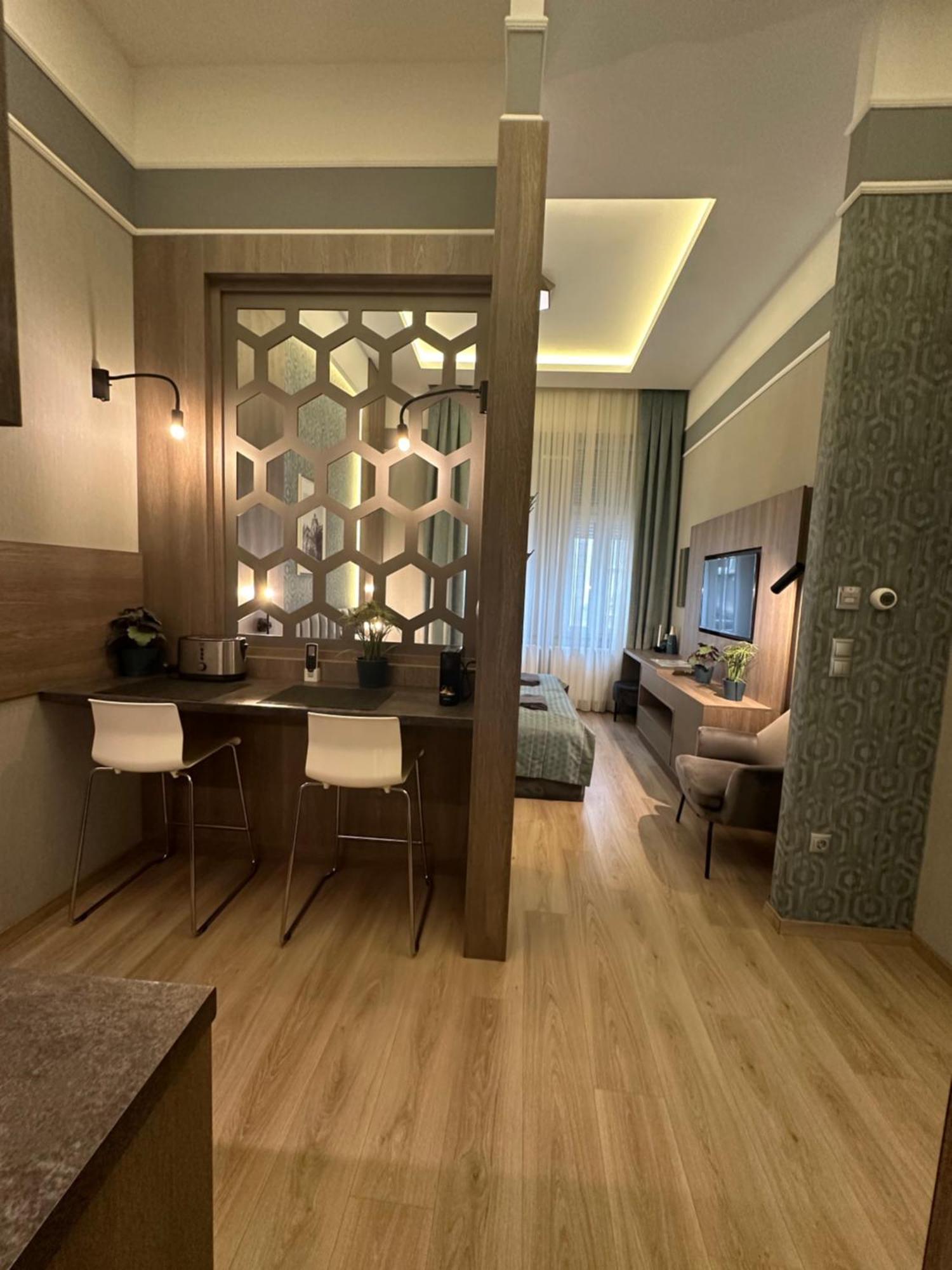 Revay 20 Suites By Corall Budapest Eksteriør billede