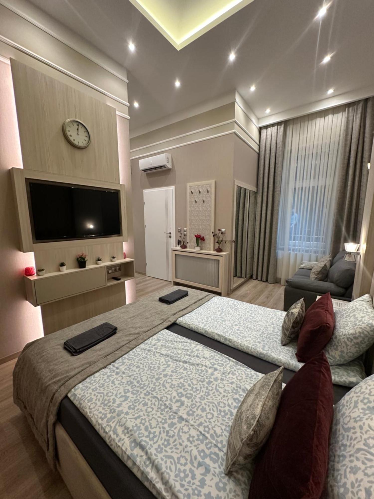 Revay 20 Suites By Corall Budapest Eksteriør billede